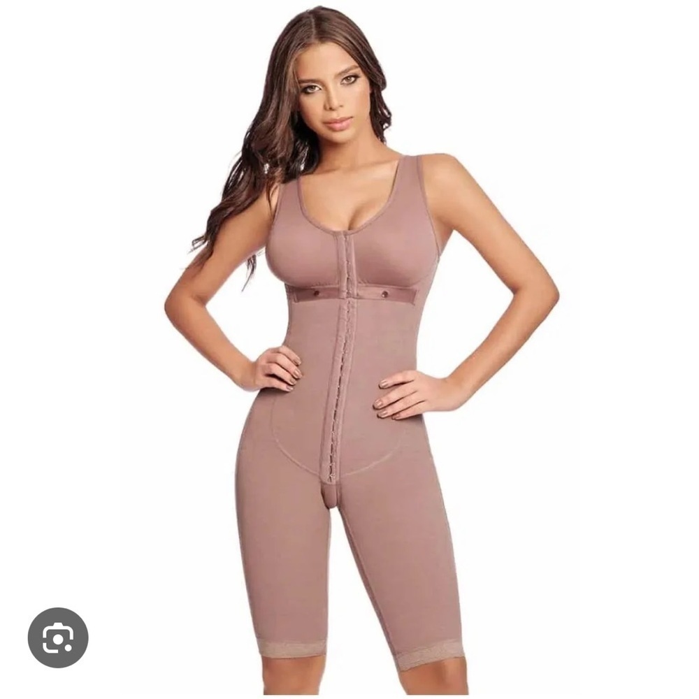 Wonderful shapers . Full body girdle with bra. Size 2XL . Very good condition